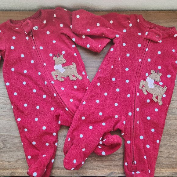 First Christmas polka dot PJs, twin girls, size nb - Picture 2 of 4